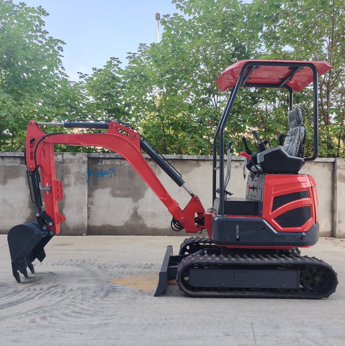 Burly 2.5-Ton Excavator